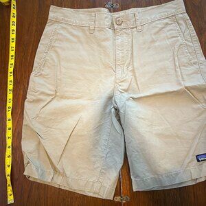 Patagonia Men's Khaki shorts